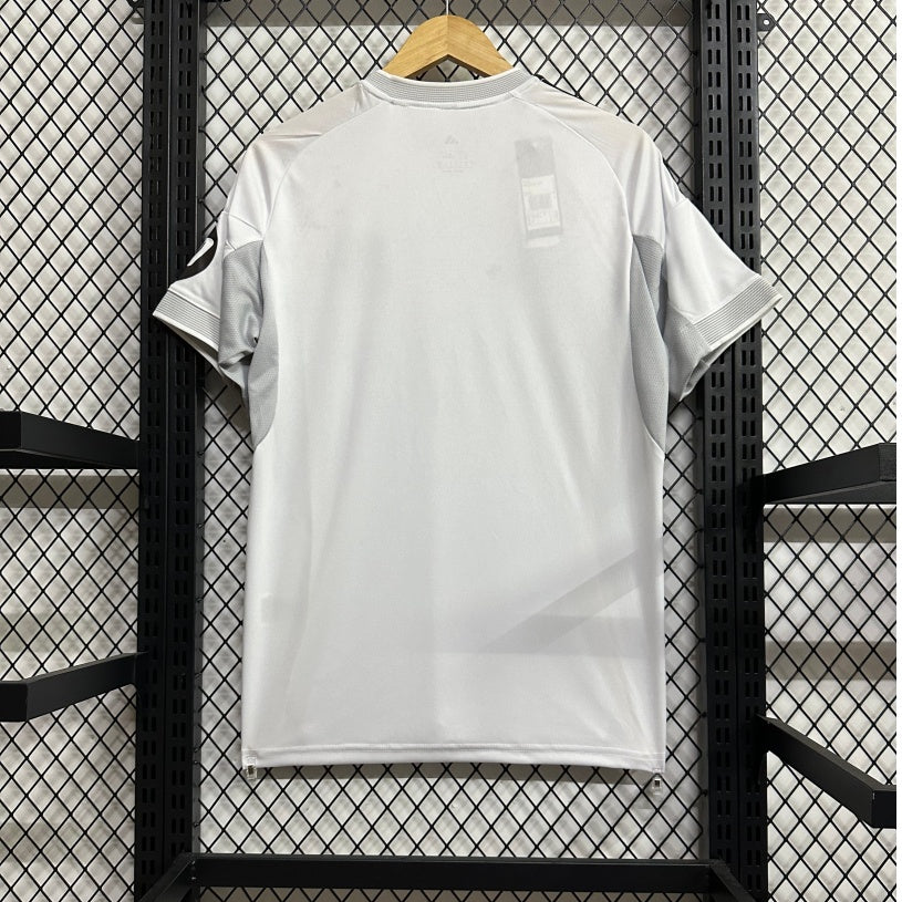 Real Madrid 25/26 Home Jersey