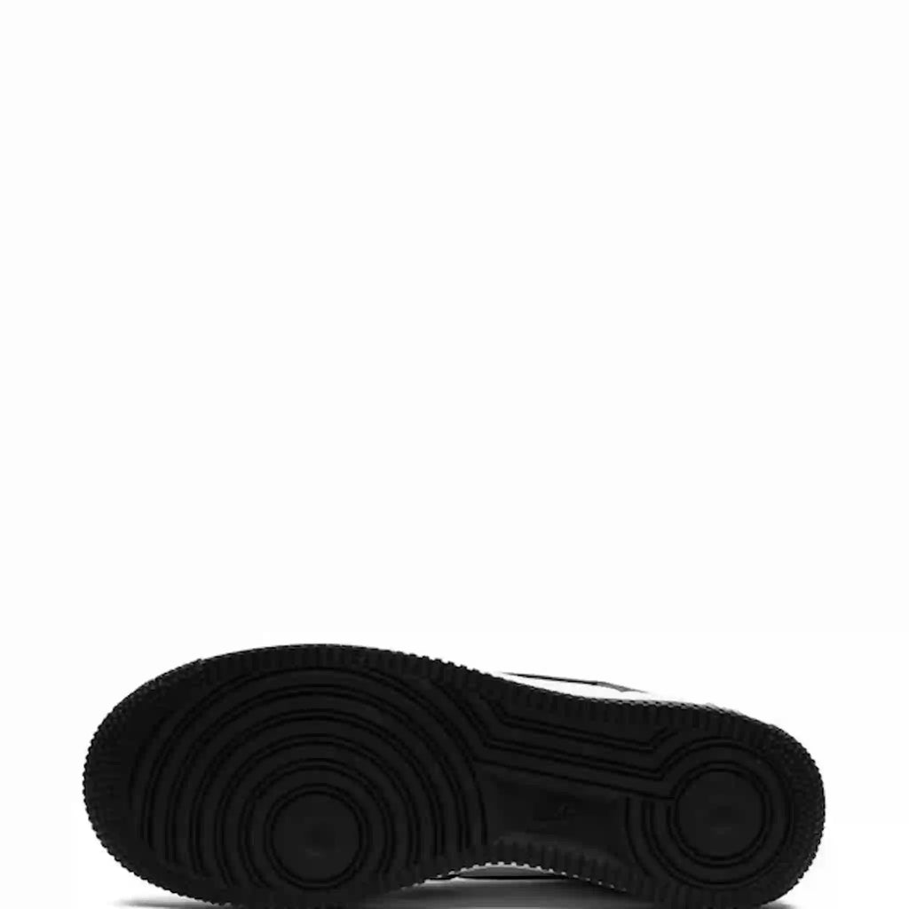 Nike Air Force 1 Low “Panda”