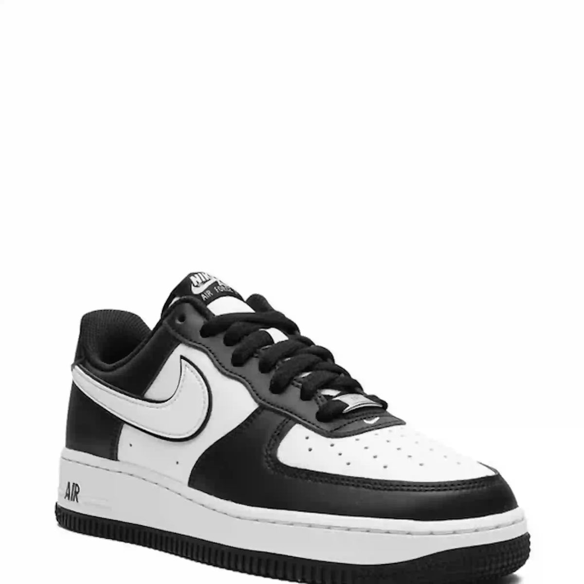 Nike Air Force 1 Low “Panda”