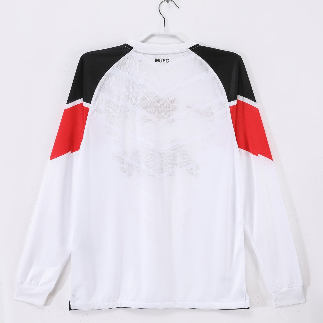 Manchester United 2010-2011 Away Retro Long Sleeve Jersey