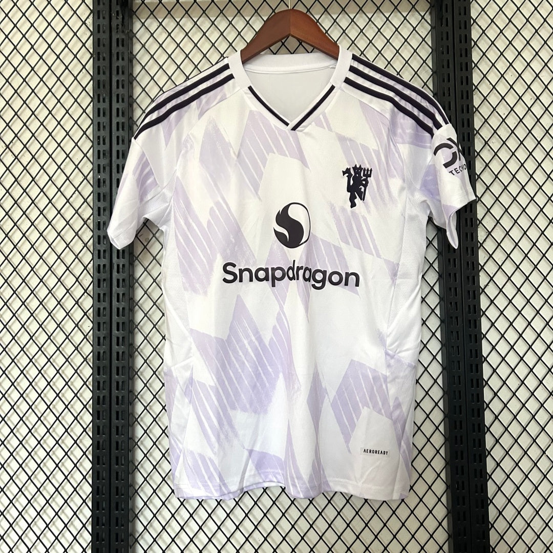 Manchester United 2025-2026 Away Jersey