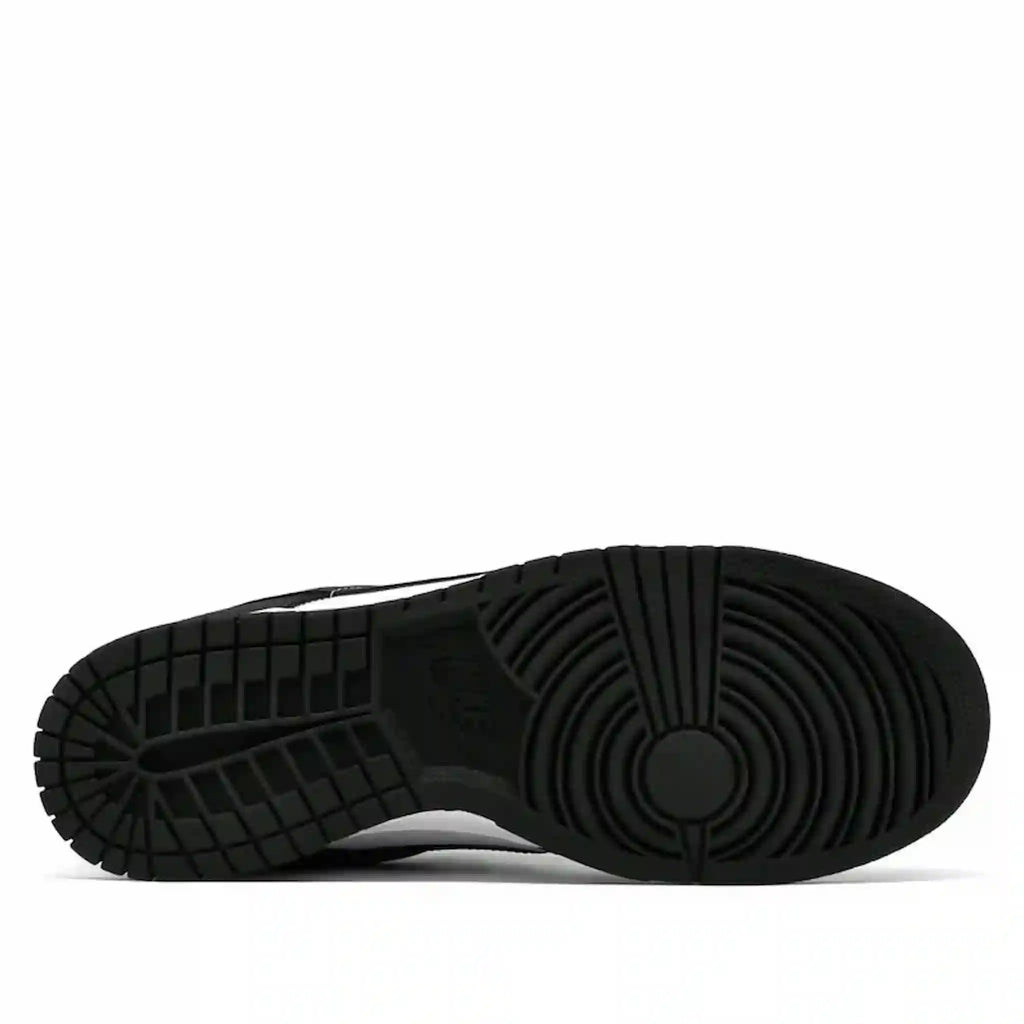 Dunk Low Retro ‘Panda’