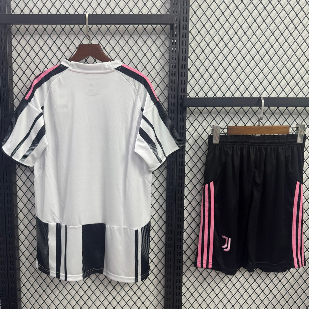 Juventus 25/26 Home Kit – Adult
