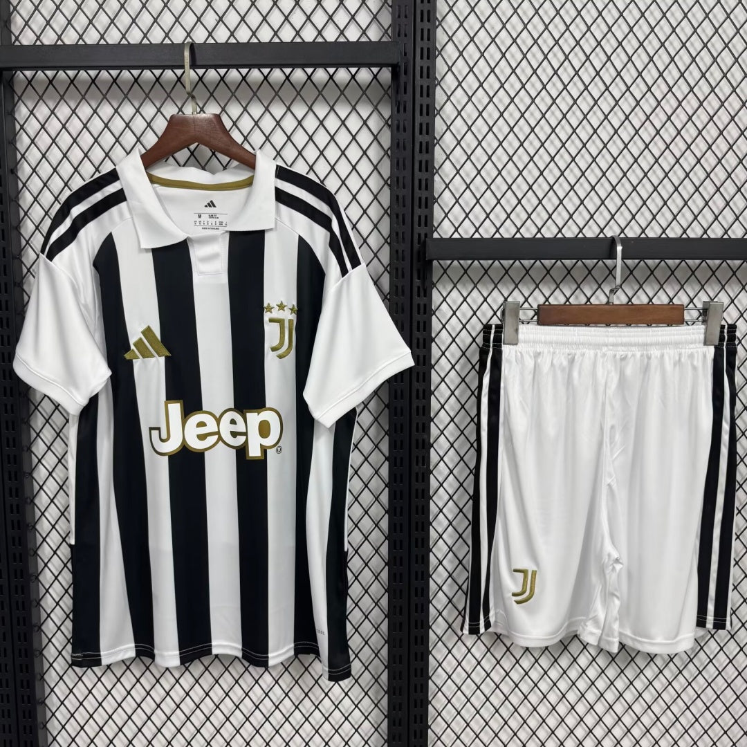 Juventus 26/27 Home Kit – Adult