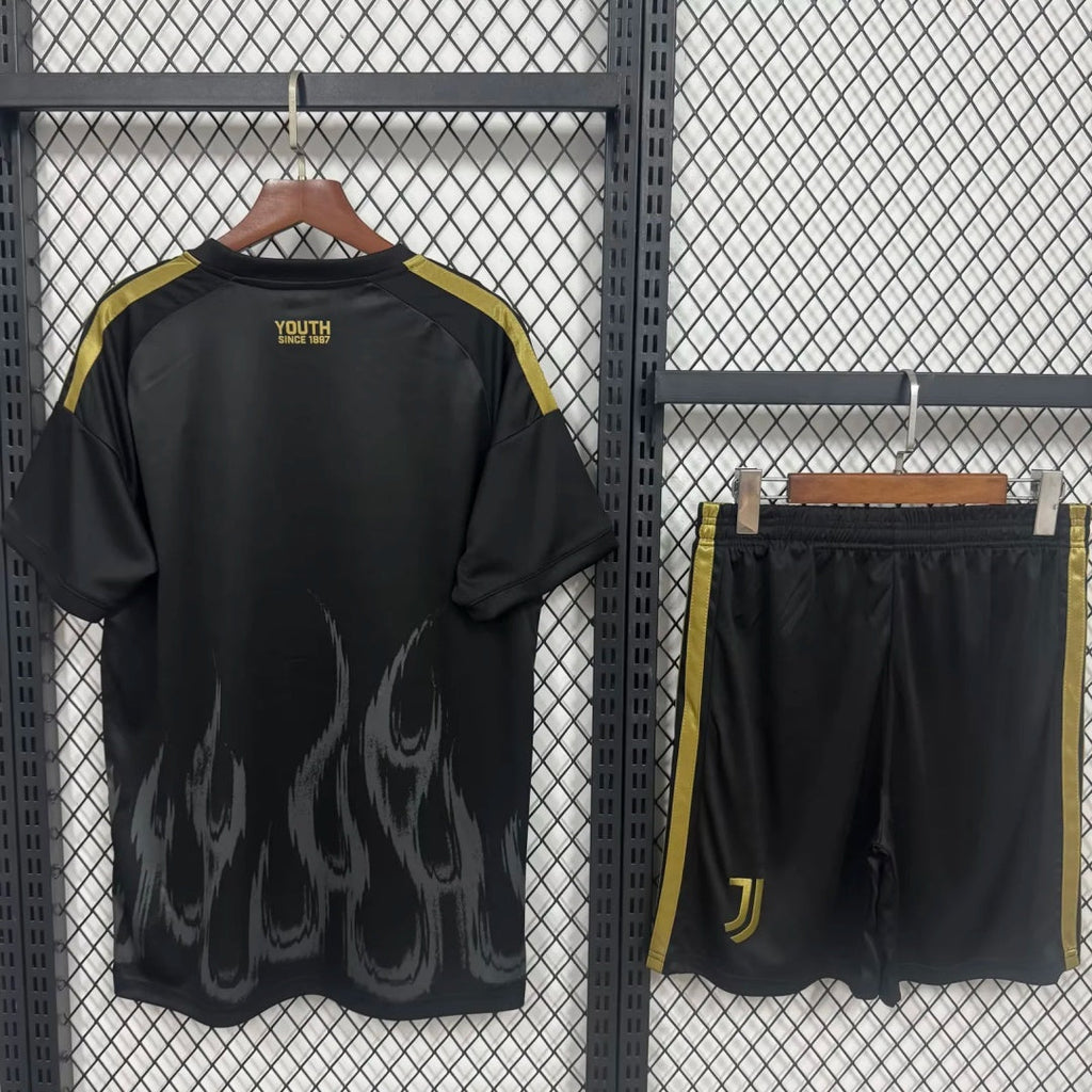 Juventus 26/27 Away Kit – Adult