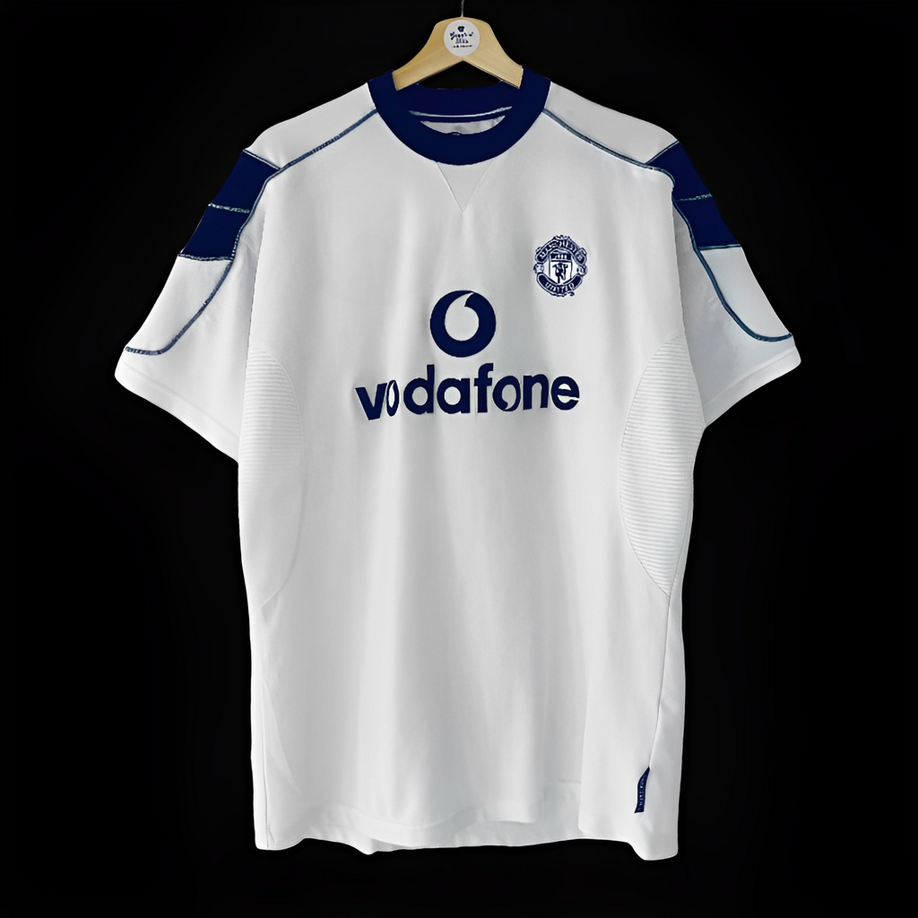 Manchester United 2000-2001 Away Retro Jersey