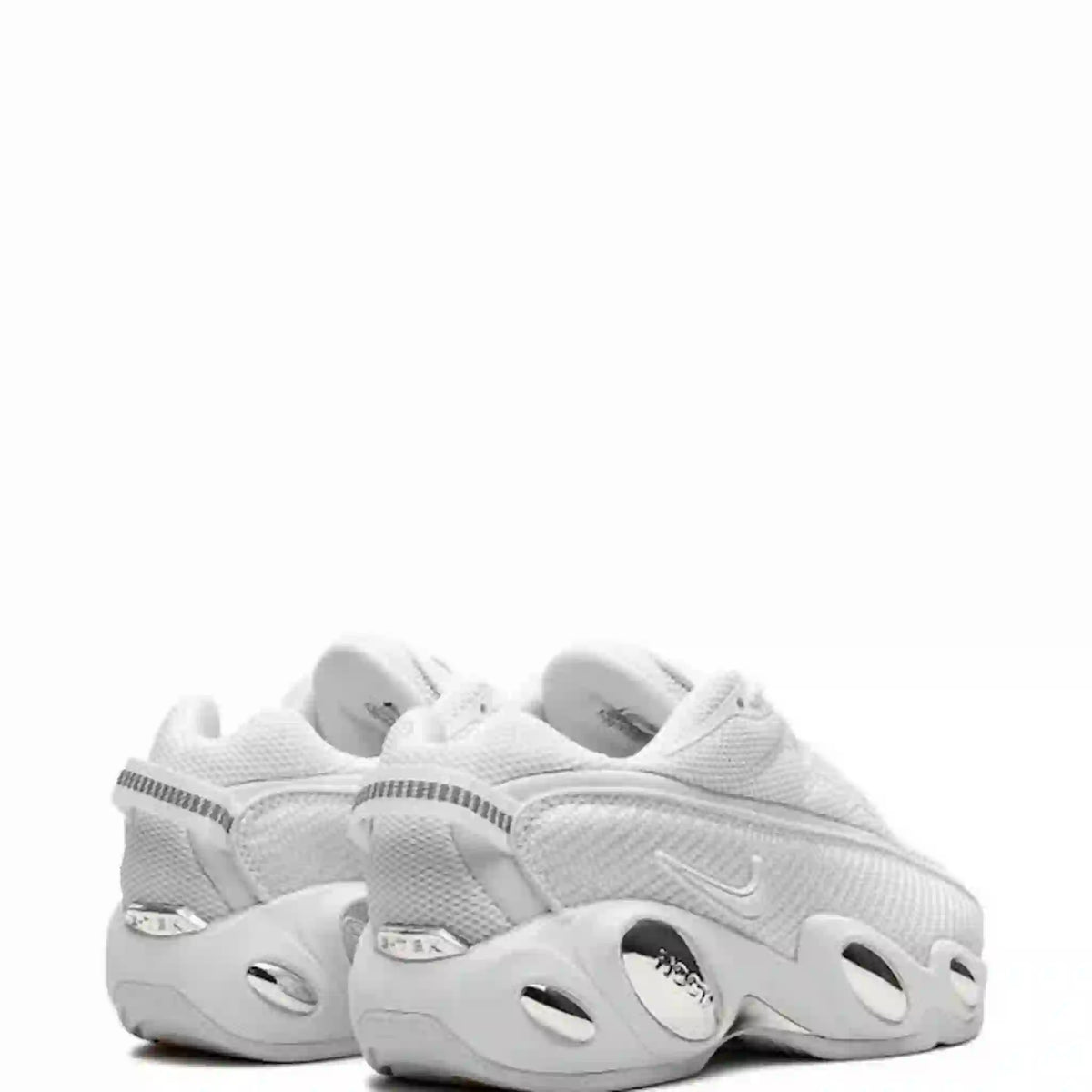 Nike x NOCTA Glide “White Chrome”
