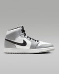 Nike Air Jordan 1 Retro – “Light Smoke Grey”
