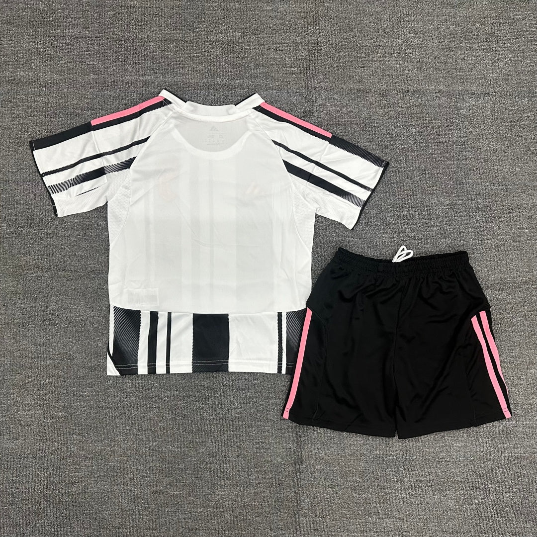 Juventus 25/26 Home Kids Kit