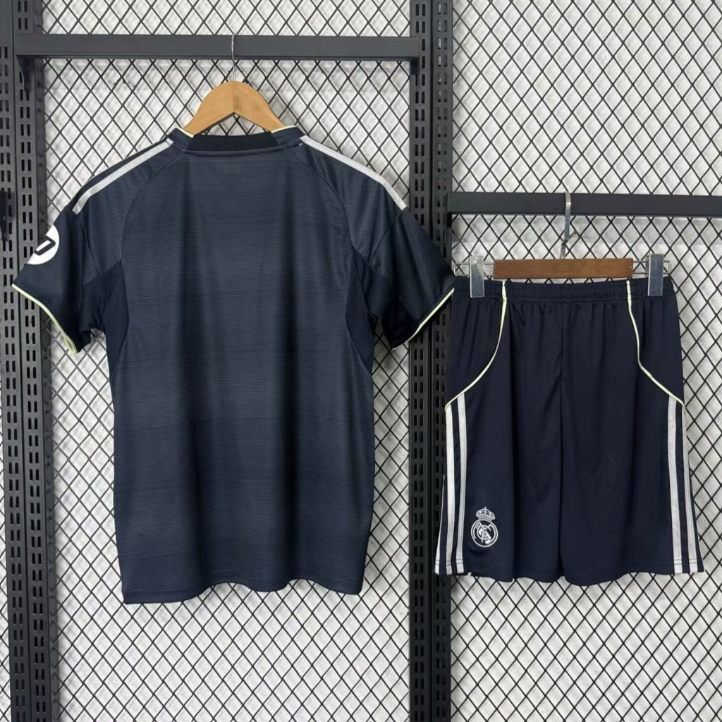 Real Madrid 25/26 Away Kit – Adult