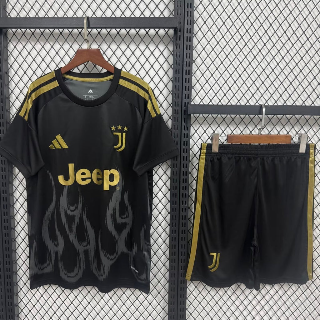 Juventus 26/27 Away Kit – Adult