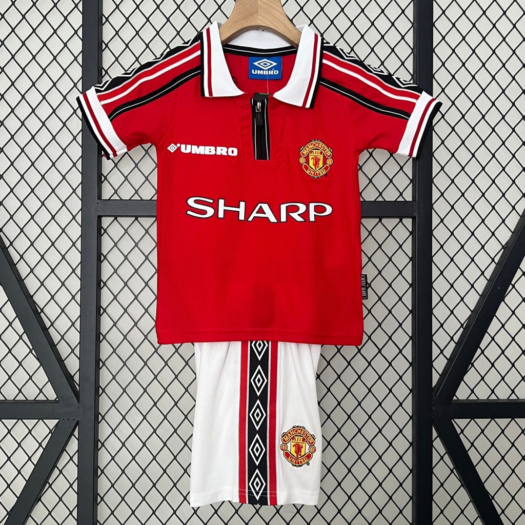 Manchester United 1998-1999 Retro Kids Kit