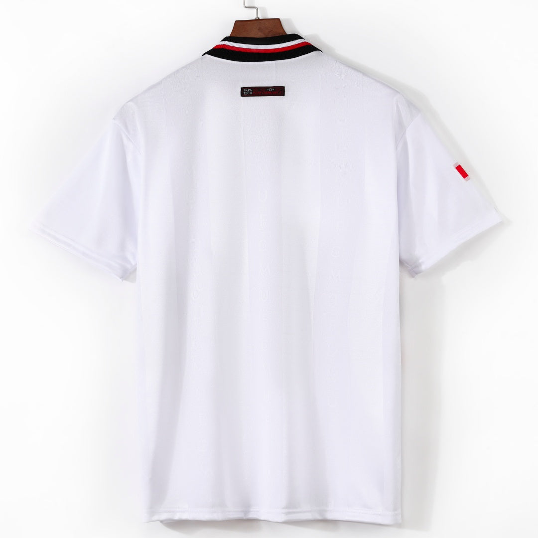 Manchester United 1998-1999 Away Retro Jersey