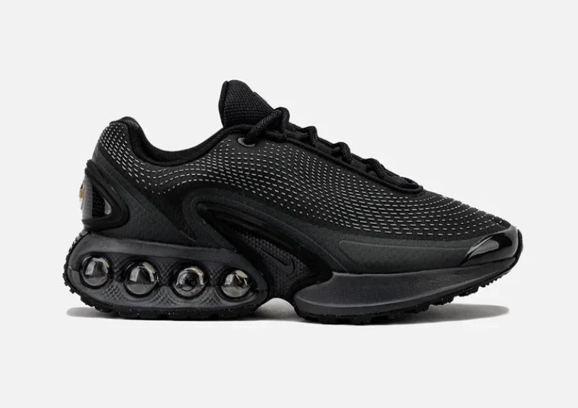 NIKE AIR MAX DN BLACK