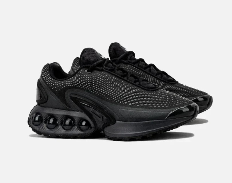 NIKE AIR MAX DN BLACK